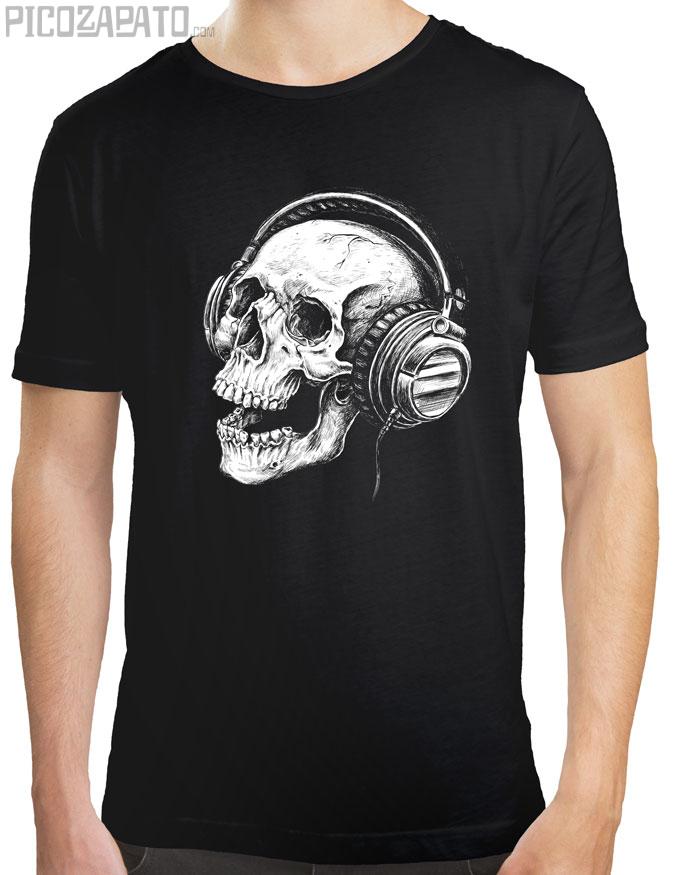 Calavera con auriculares