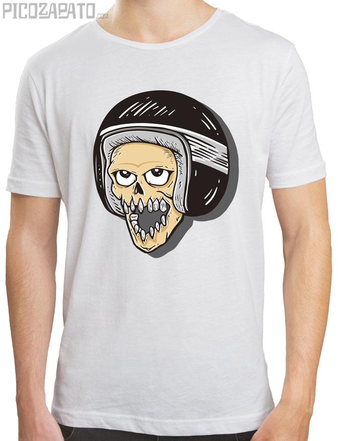 Calavera con casco