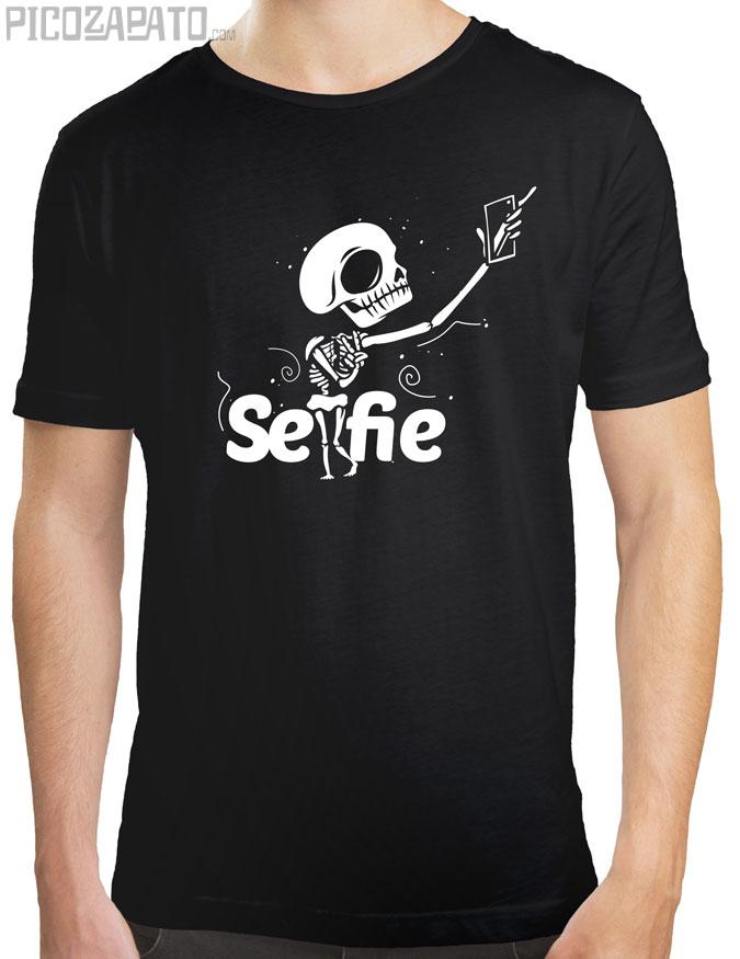Esqueleto selfie