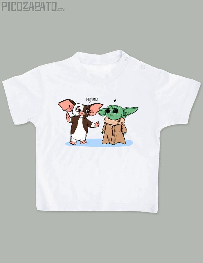 Camisetita Baby Yoda y Gizmo