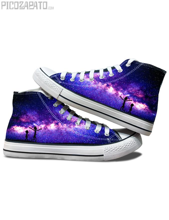 Zapatillas negras Universo de Rick and Morty