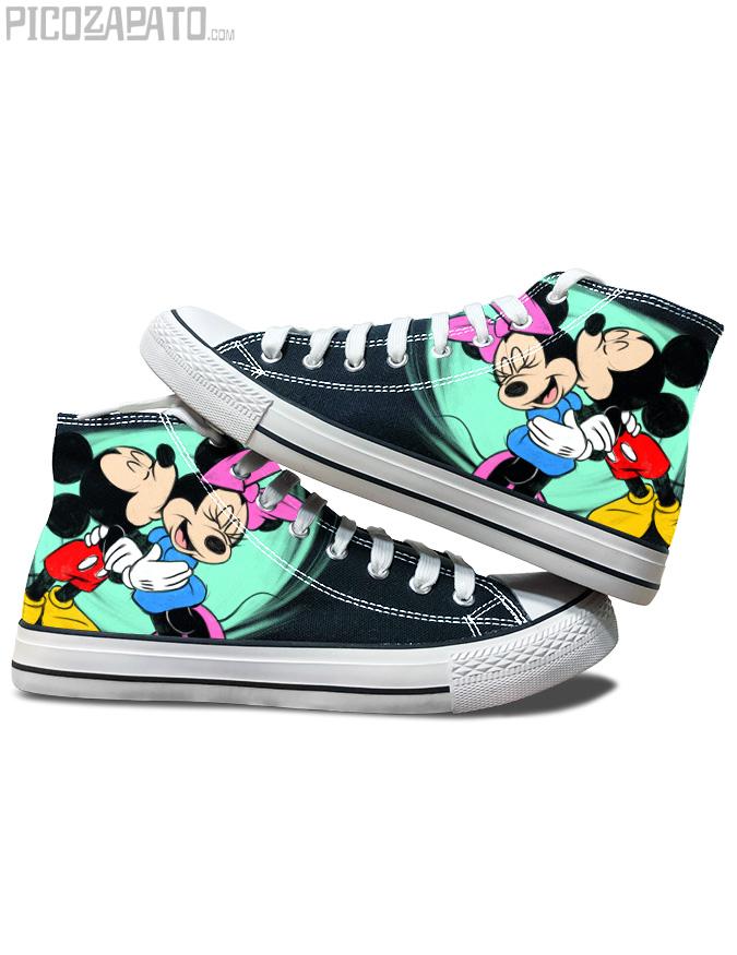 Zapatillas negras Mickey y Minnie
