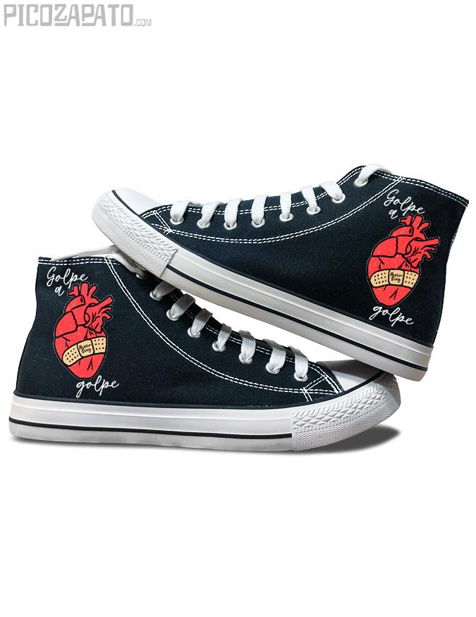 Zapatillas negras Golpe a golpe